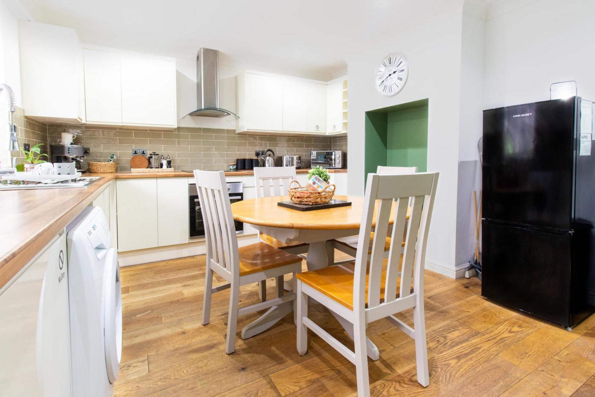 Spacious 4Br House, 2 En Suites With Garden & On-Site Parking Maidstone Esterno foto
